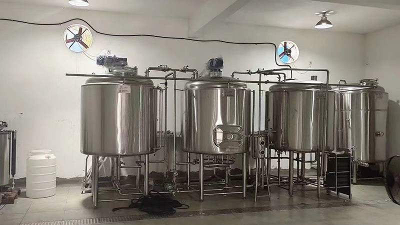 卫辉沧州075精酿啤酒厂